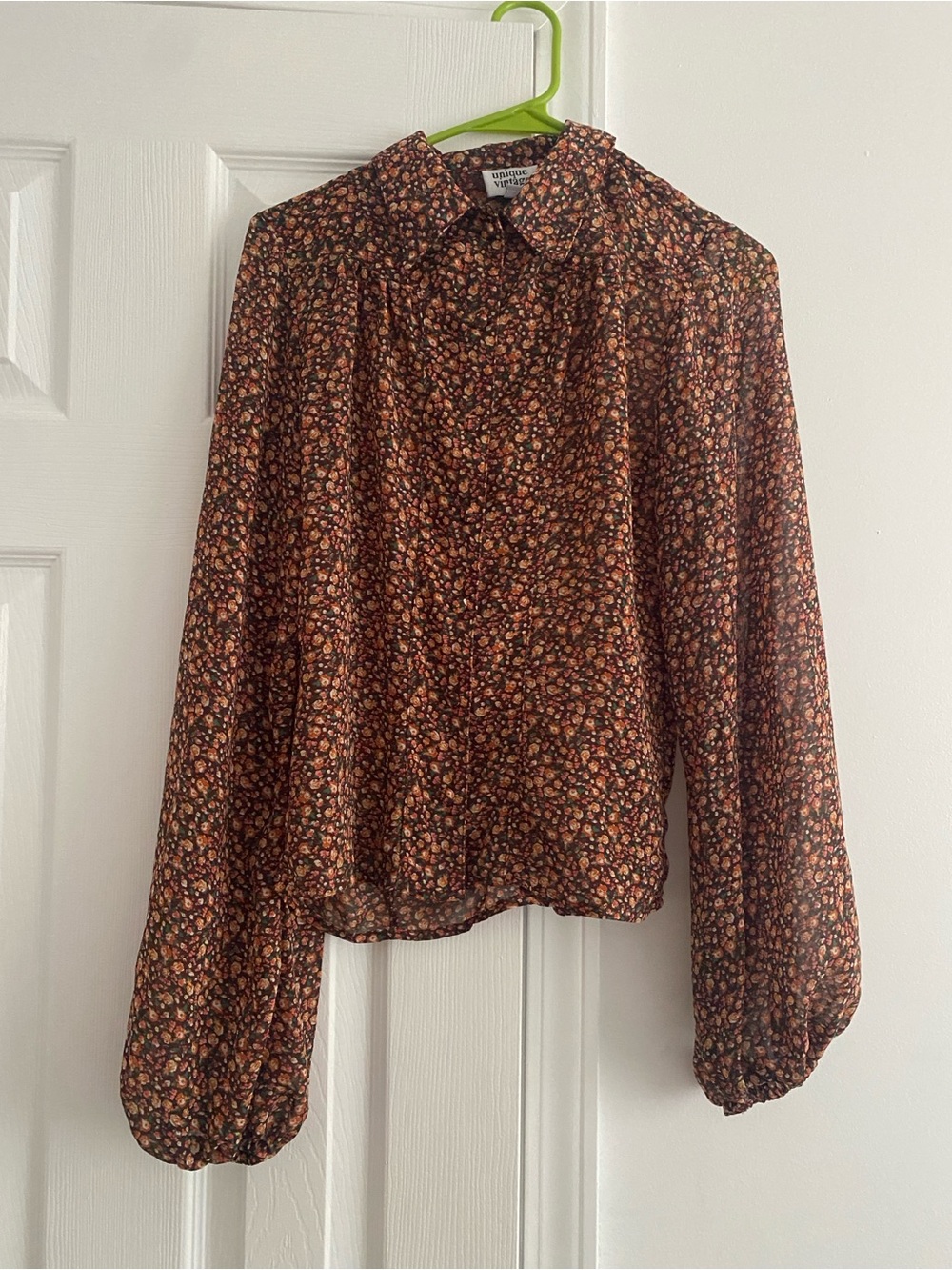 Unique Vintage Brown Floral Button-Front Blouse